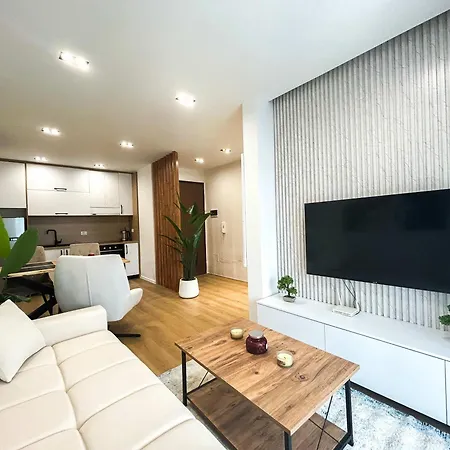 Apartment Azure Heights 1108